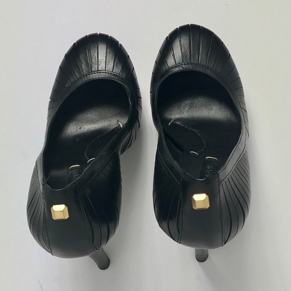 🎉BCBGMaxAzria Black Leather Platform Stiletto Heels - Picture 8 of 8